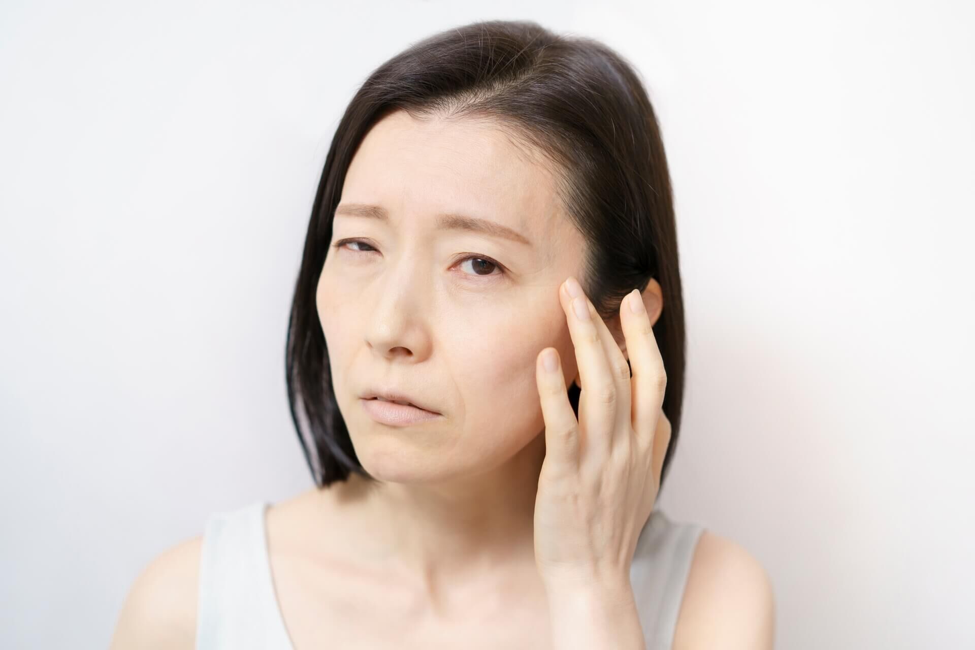 肌荒れに悩む主婦